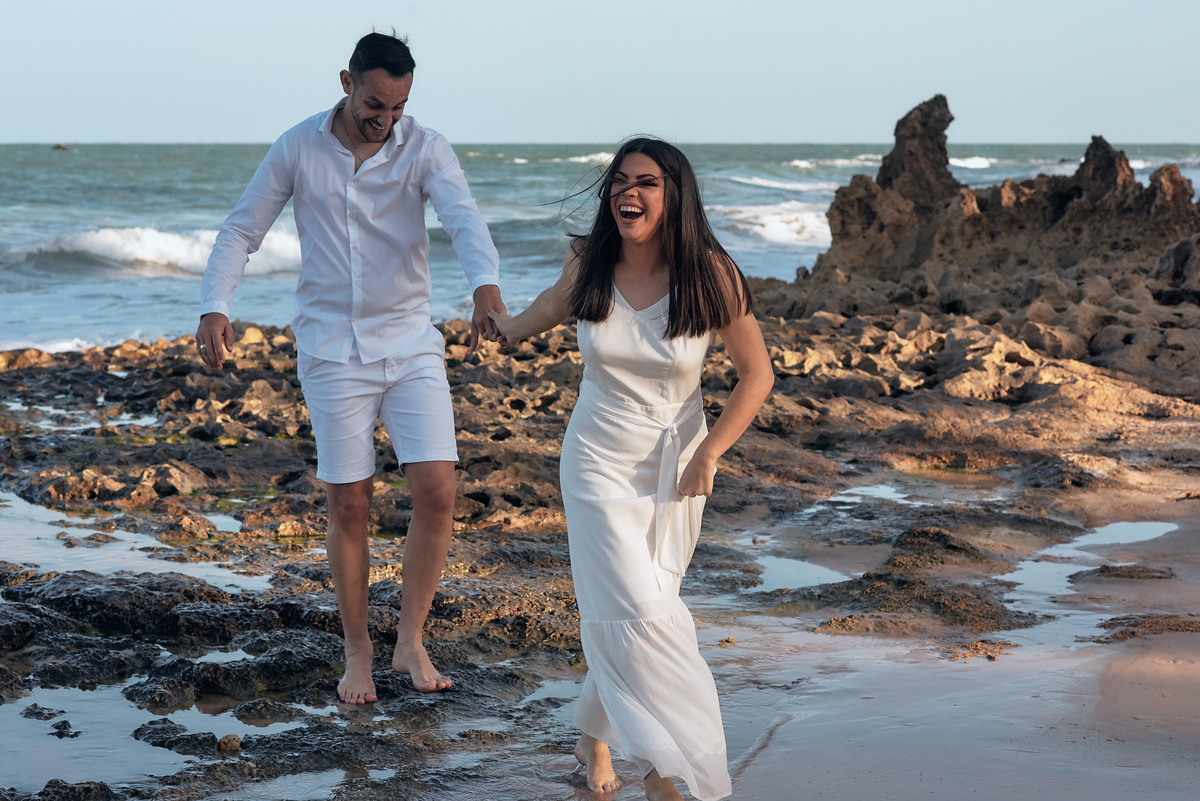 ensaio na praia de Amanda e Rafal no Litoral Sul da Paraíba por 4Mãos Fotografias