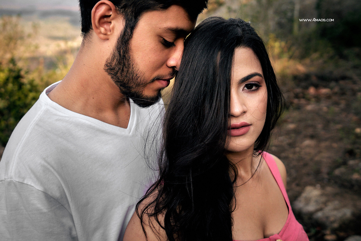 Ensaio Dani e Victor na livraria por 4Mãos Fotografias o casal da livraria