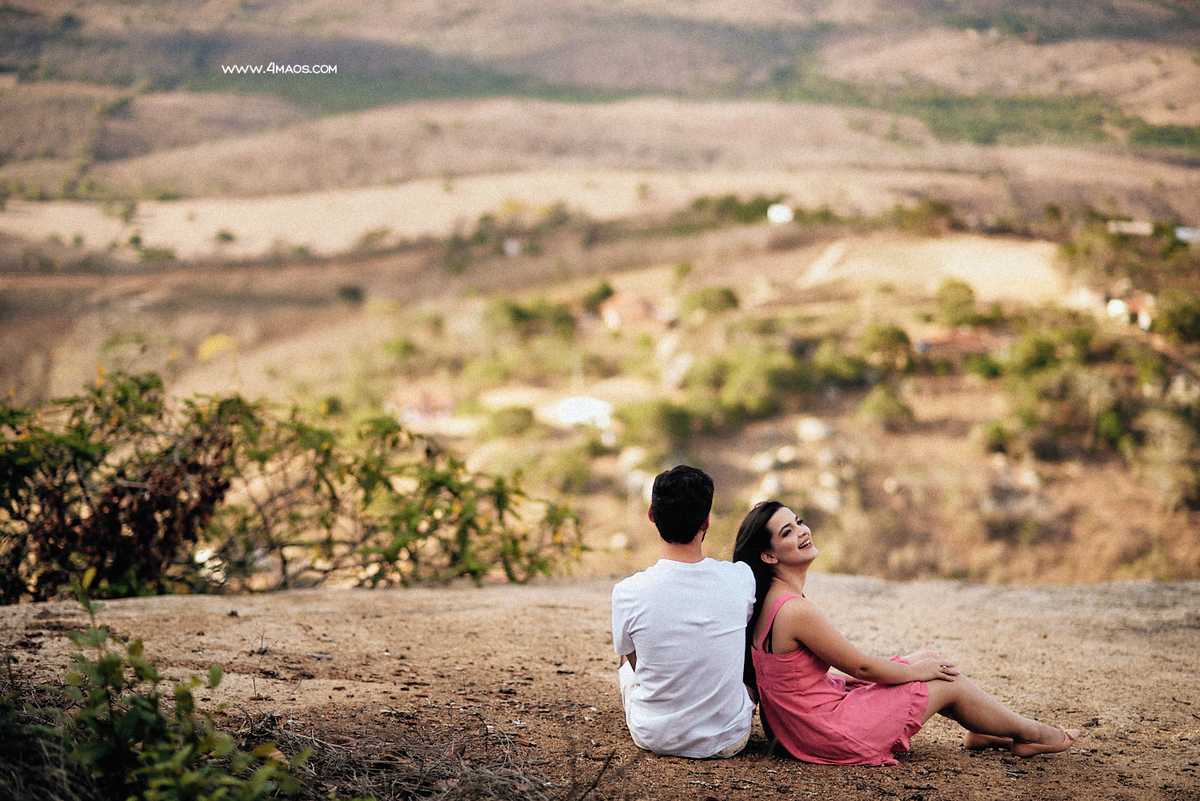 Ensaio Dani e Victor na livraria por 4Mãos Fotografias o casal da livraria