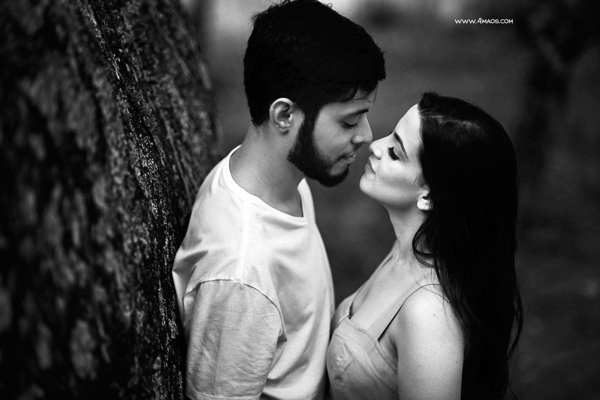 Ensaio Dani e Victor na livraria por 4Mãos Fotografias o casal da livraria