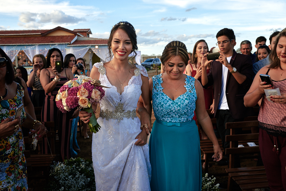 casamento de Débora e Jonatas realizado em Soledade Paraíba por 4Mãos Fotografias