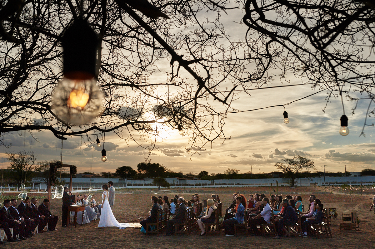casamento de Débora e Jonatas realizado em Soledade Paraíba por 4Mãos Fotografias