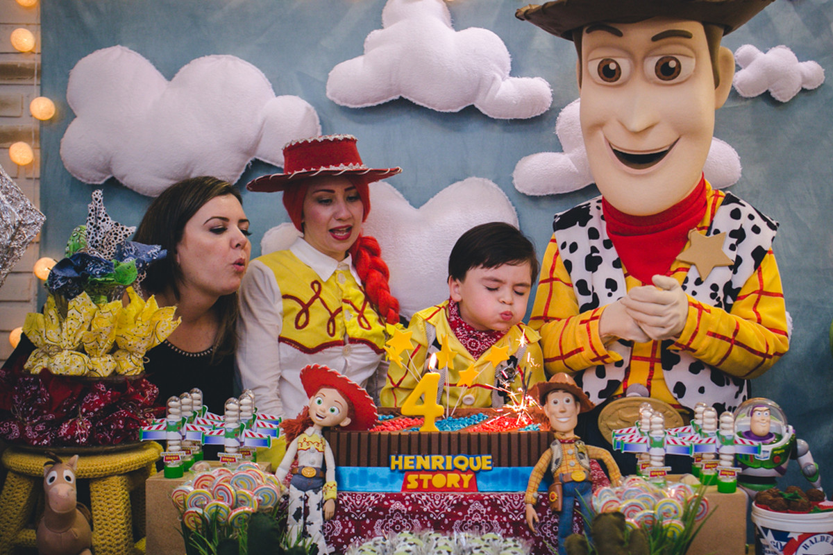 Henrique 4 anos – Festinha infantil