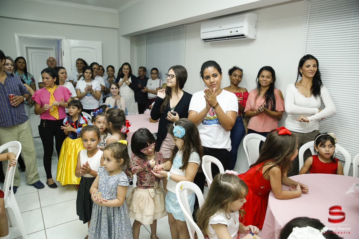 fotografia-fotografo-fotos-cuiaba-mt-brasil-sergio-soares-aniversario-anna-beatriz-escola-de-princesas