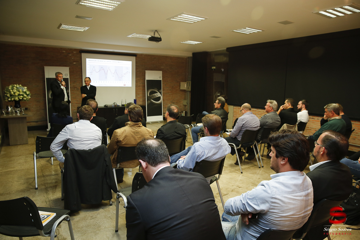 fotografo-fotografia-fotos-sergio-soares-eventos-volvo-maquinas-equipamento