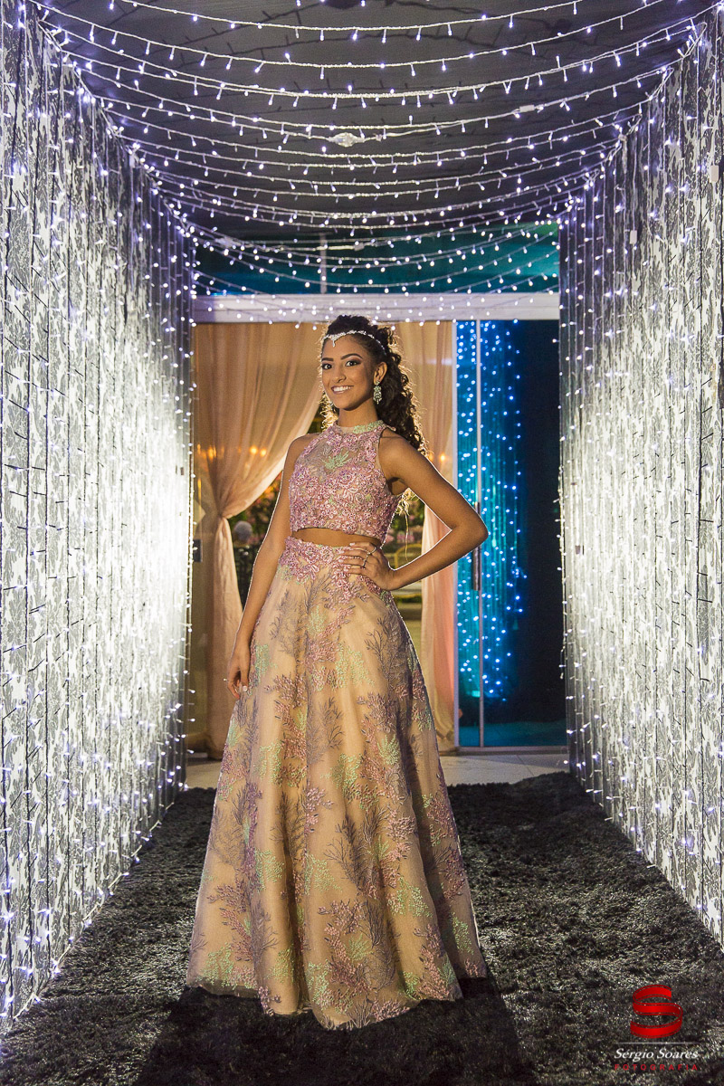 fotografo-fotografia-fotos-cuiaba-sergio-soares-mt-mato-grosso-brasil-aniversario-15-anos-juliana