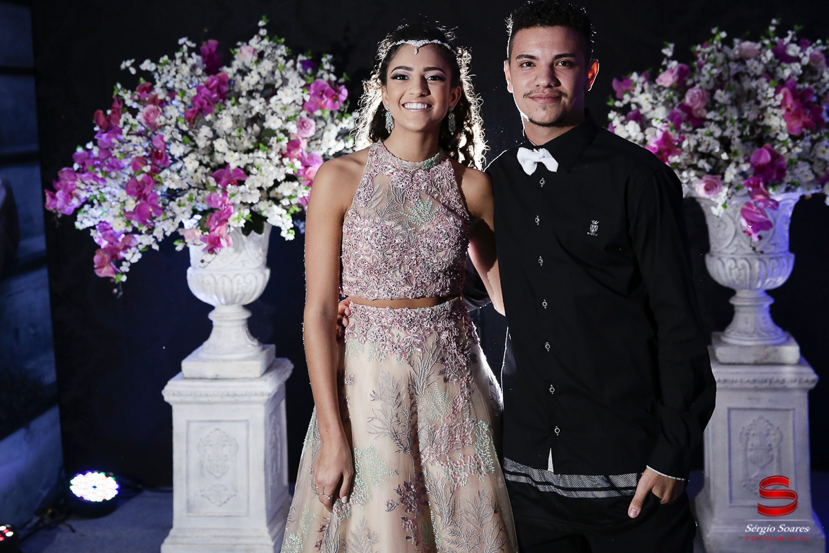 fotografo-fotografia-fotos-cuiaba-sergio-soares-mt-mato-grosso-brasil-aniversario-15-anos-juliana