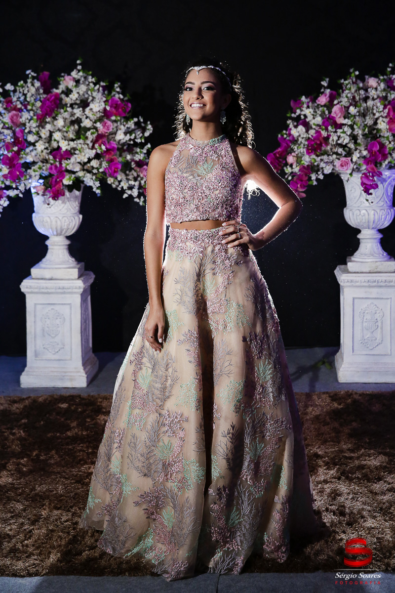 fotografo-fotografia-fotos-cuiaba-sergio-soares-mt-mato-grosso-brasil-aniversario-15-anos-juliana