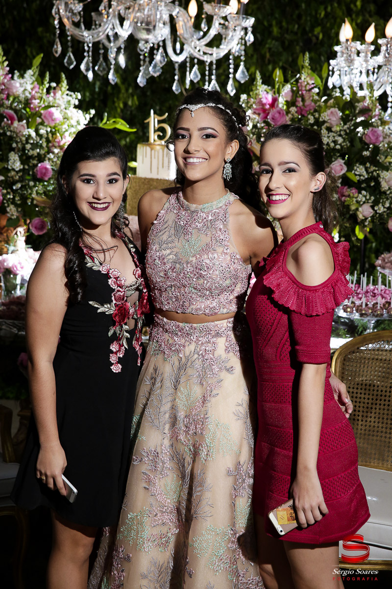 fotografo-fotografia-fotos-cuiaba-sergio-soares-mt-mato-grosso-brasil-aniversario-15-anos-juliana