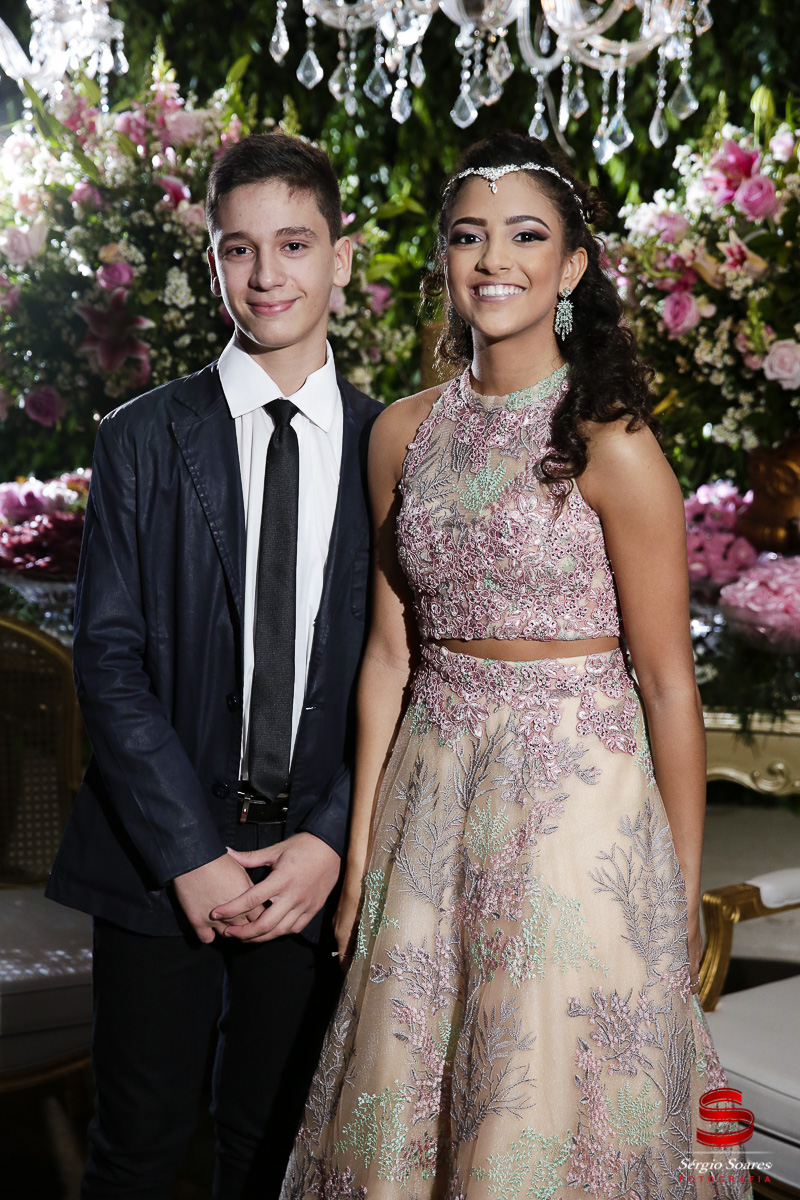 fotografo-fotografia-fotos-cuiaba-sergio-soares-mt-mato-grosso-brasil-aniversario-15-anos-juliana