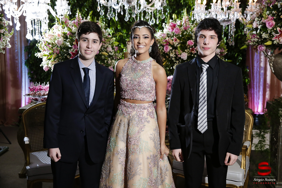 fotografo-fotografia-fotos-cuiaba-sergio-soares-mt-mato-grosso-brasil-aniversario-15-anos-juliana