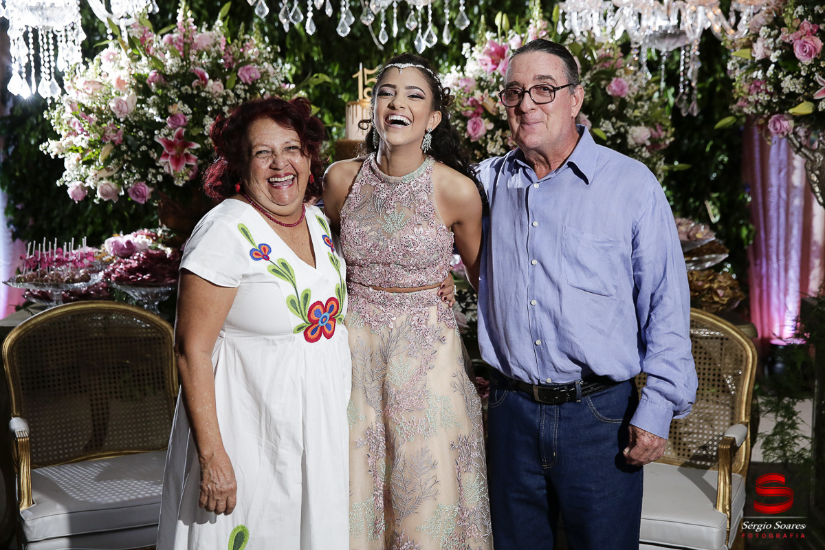 fotografo-fotografia-fotos-cuiaba-sergio-soares-mt-mato-grosso-brasil-aniversario-15-anos-juliana