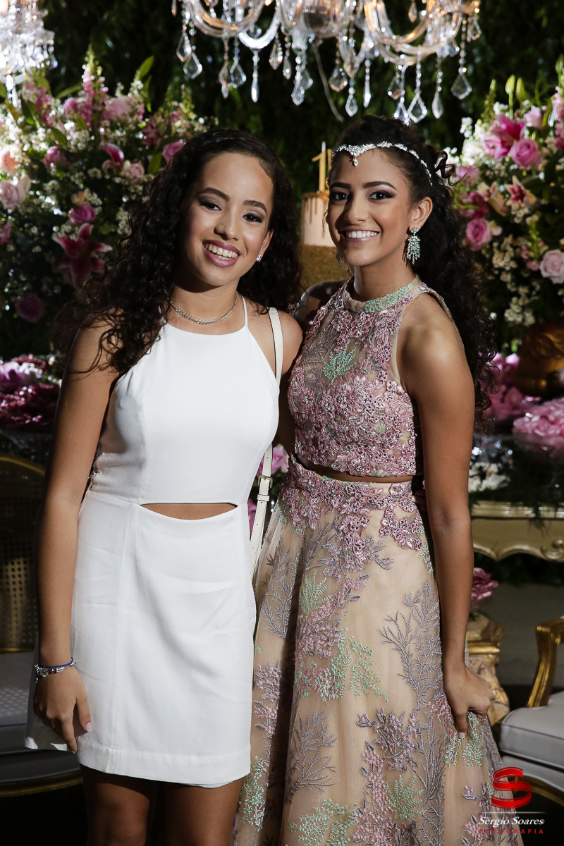 fotografo-fotografia-fotos-cuiaba-sergio-soares-mt-mato-grosso-brasil-aniversario-15-anos-juliana