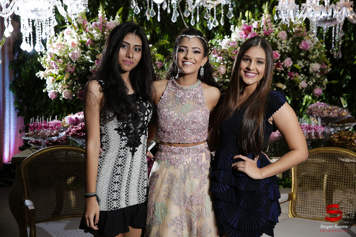 fotografo-fotografia-fotos-cuiaba-sergio-soares-mt-mato-grosso-brasil-aniversario-15-anos-juliana