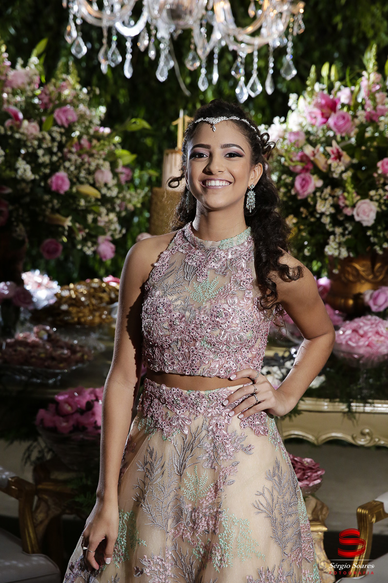 fotografo-fotografia-fotos-cuiaba-sergio-soares-mt-mato-grosso-brasil-aniversario-15-anos-juliana