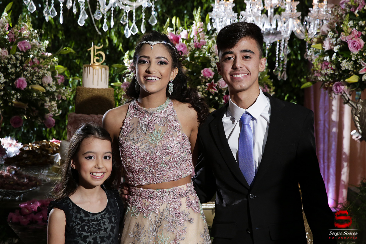 fotografo-fotografia-fotos-cuiaba-sergio-soares-mt-mato-grosso-brasil-aniversario-15-anos-juliana