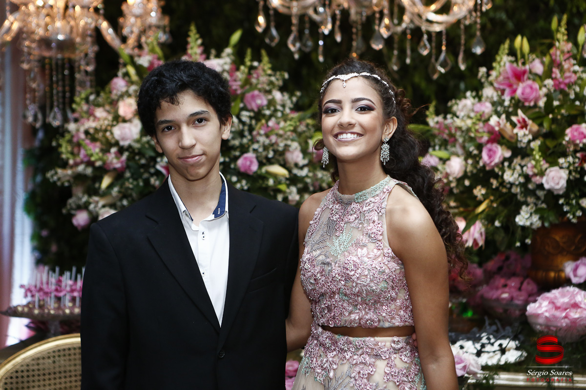 fotografo-fotografia-fotos-cuiaba-sergio-soares-mt-mato-grosso-brasil-aniversario-15-anos-juliana