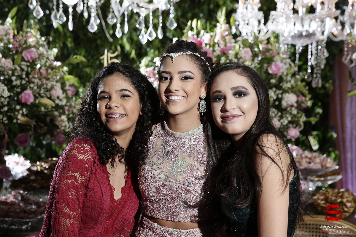 fotografo-fotografia-fotos-cuiaba-sergio-soares-mt-mato-grosso-brasil-aniversario-15-anos-juliana