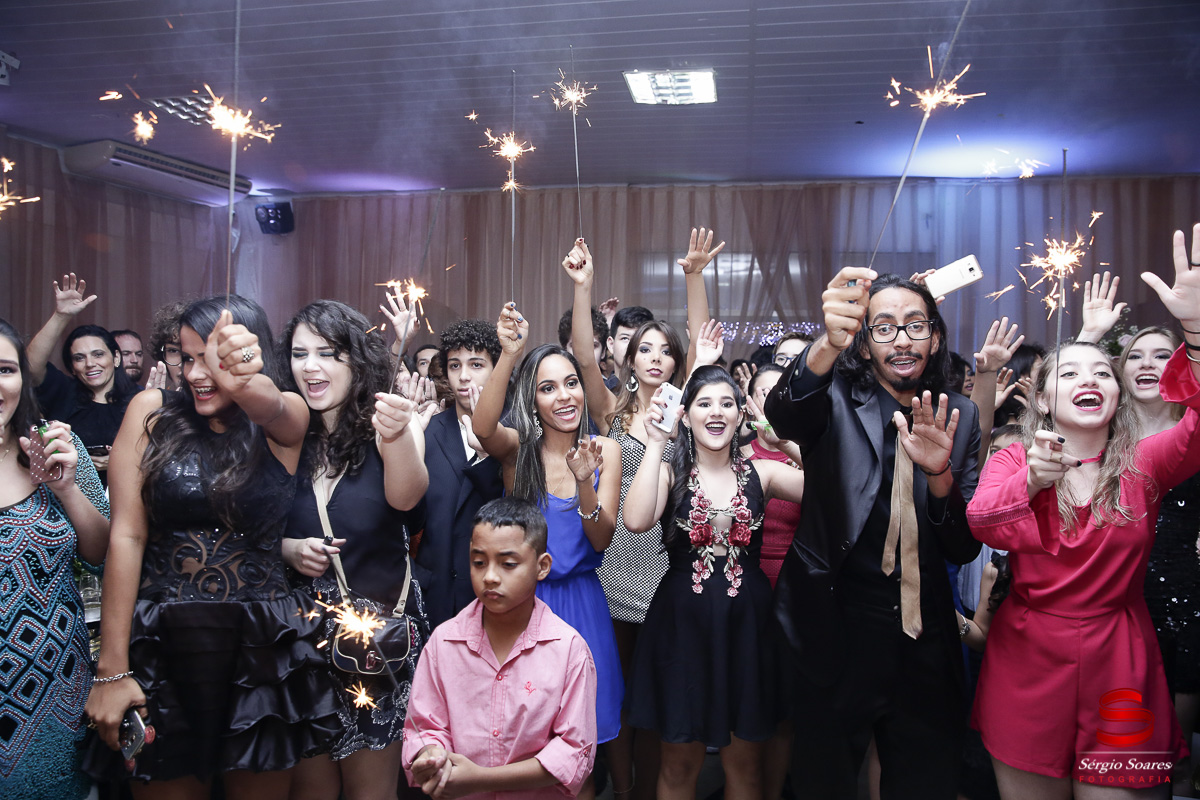 fotografo-fotografia-fotos-cuiaba-sergio-soares-mt-mato-grosso-brasil-aniversario-15-anos-juliana