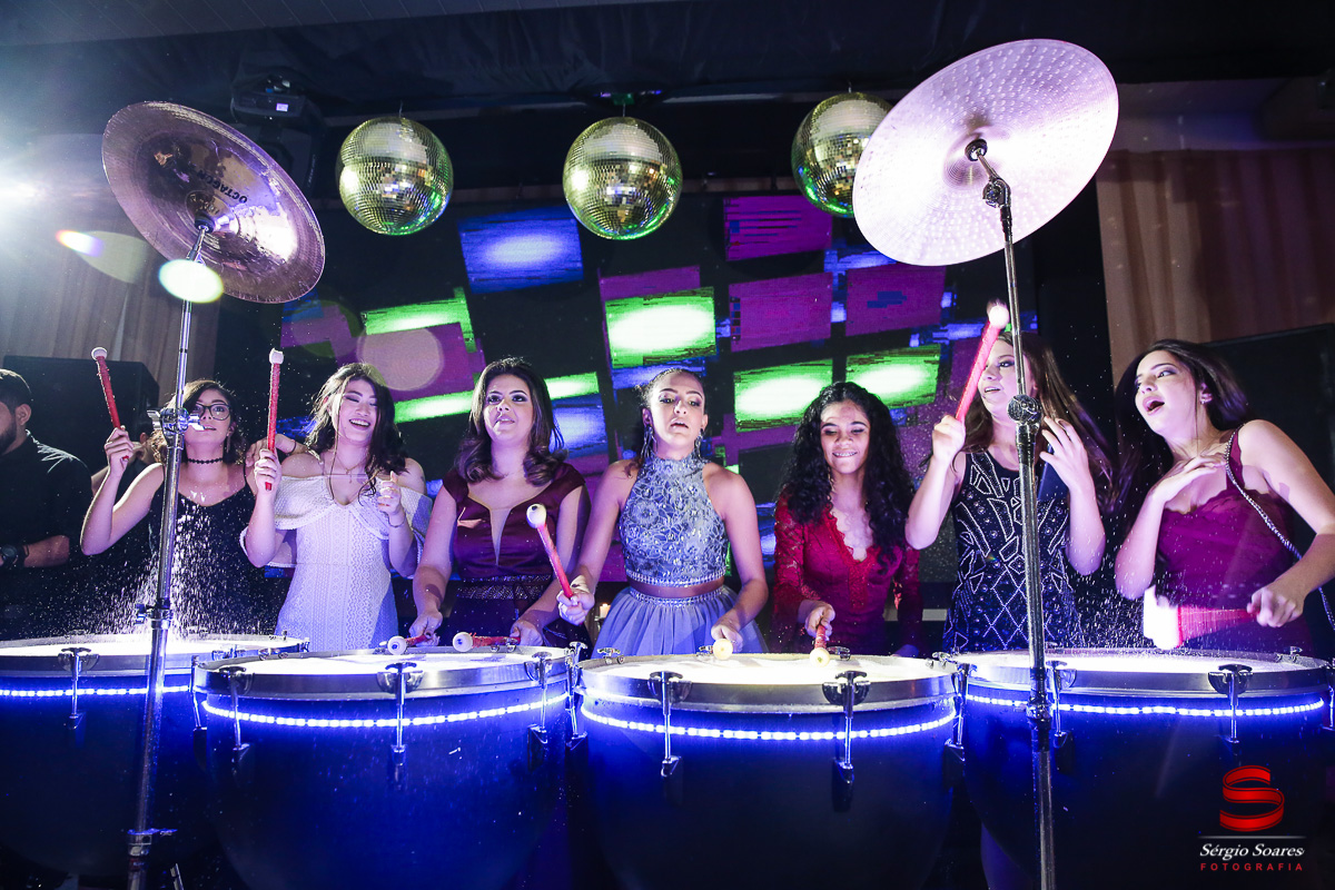 fotografo-fotografia-fotos-cuiaba-sergio-soares-mt-mato-grosso-brasil-aniversario-15-anos-juliana