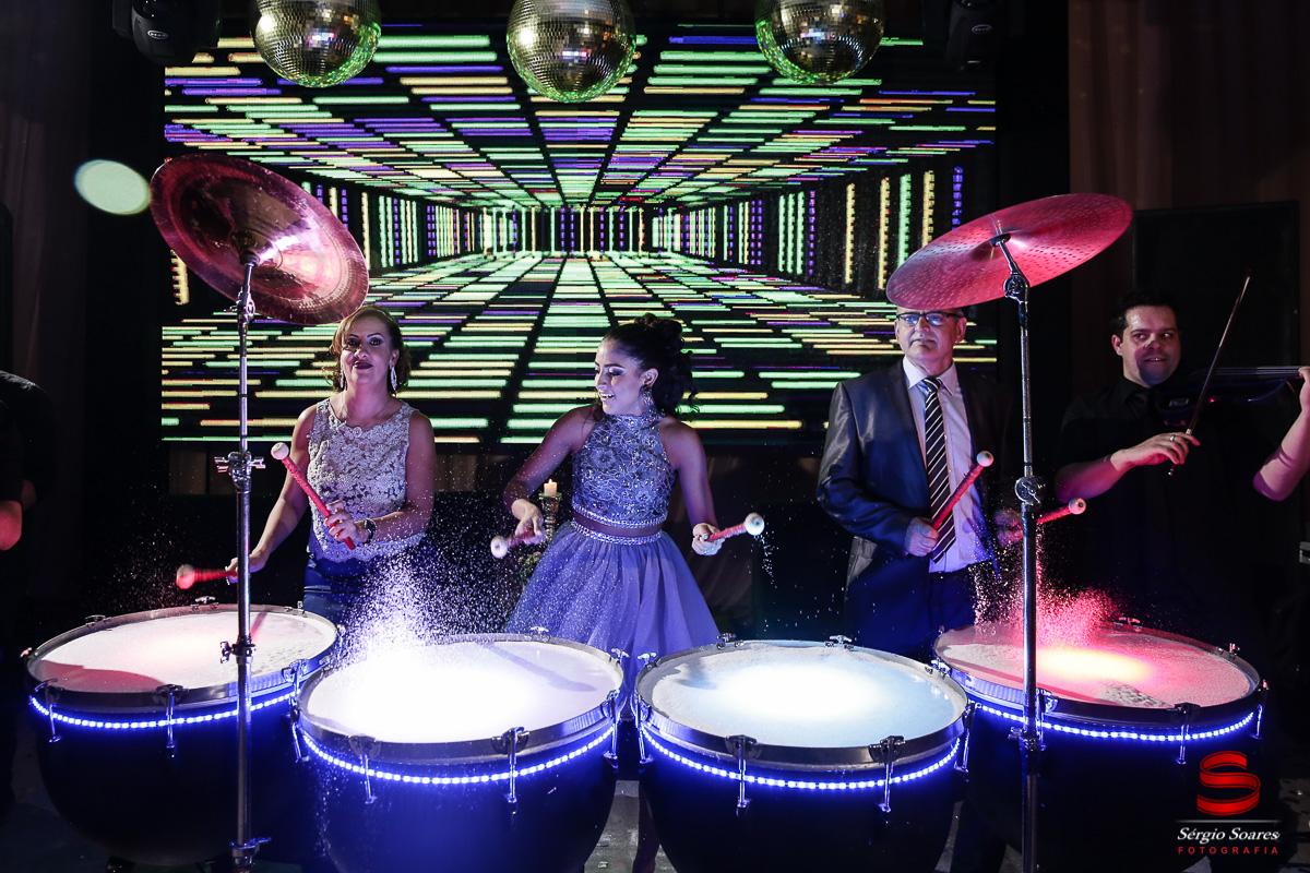 fotografo-fotografia-fotos-cuiaba-sergio-soares-mt-mato-grosso-brasil-aniversario-15-anos-juliana