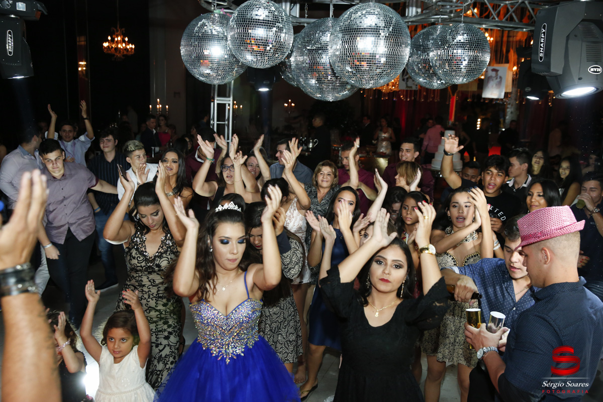 fotografia-fotografo-fotos-cuiaba-mt-sergio-soares-aniver-aniversario-15-anos-debutante-carol-las-vegas