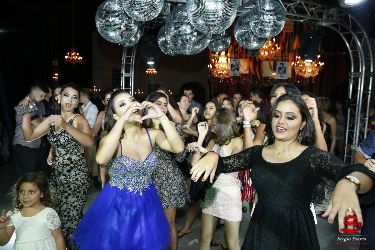 fotografia-fotografo-fotos-cuiaba-mt-sergio-soares-aniver-aniversario-15-anos-debutante-carol-las-vegas