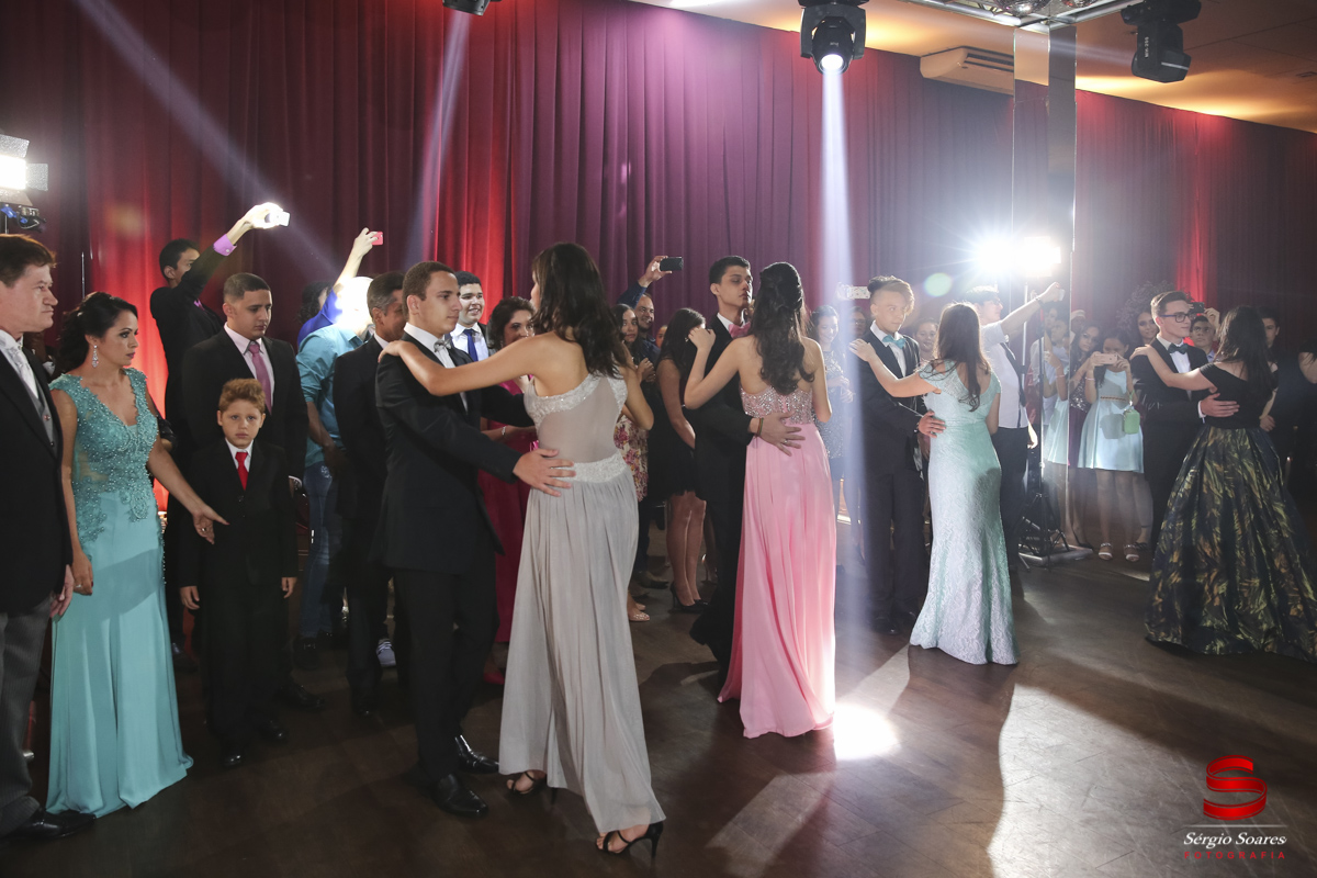 fotografia-fotografo-fotos-cuiaba-mt-mato-grosso-brasil-sergio-soares-aniversario-aniver-15-anos-debutante-suely-victoria