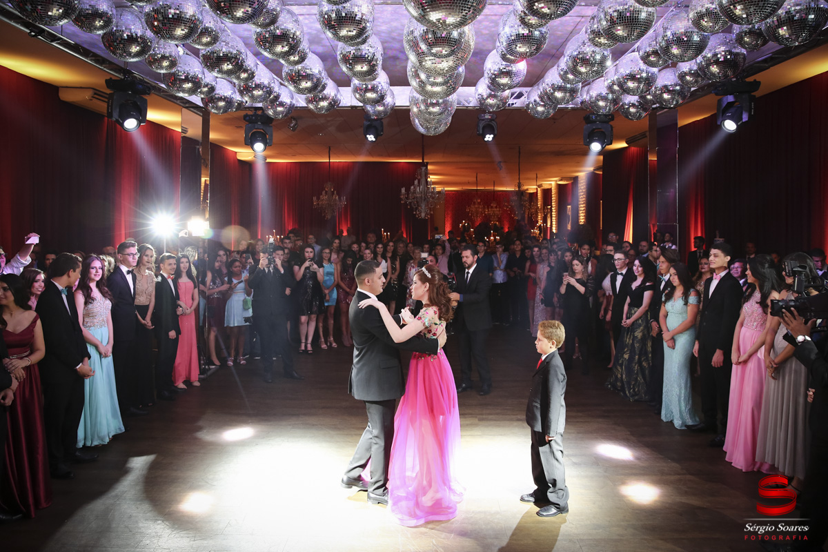 fotografia-fotografo-fotos-cuiaba-mt-mato-grosso-brasil-sergio-soares-aniversario-aniver-15-anos-debutante-suely-victoria