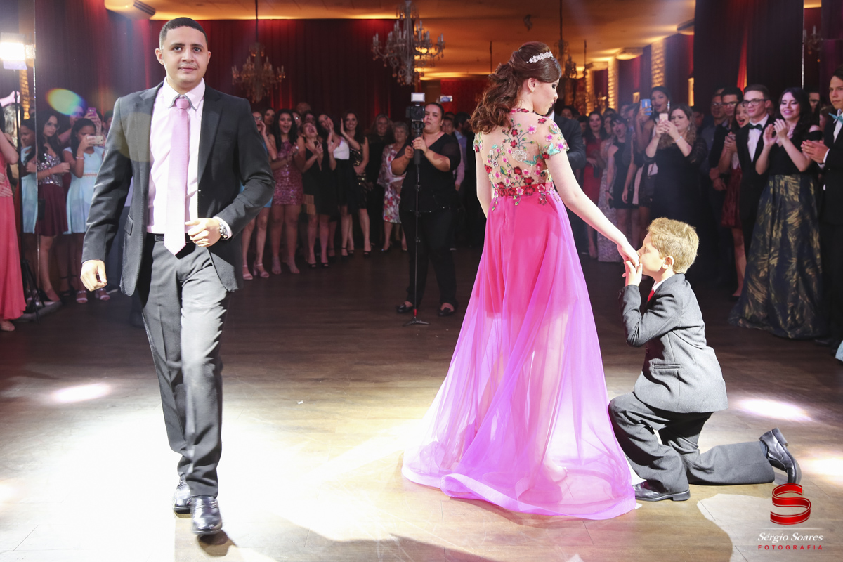 fotografia-fotografo-fotos-cuiaba-mt-mato-grosso-brasil-sergio-soares-aniversario-aniver-15-anos-debutante-suely-victoria