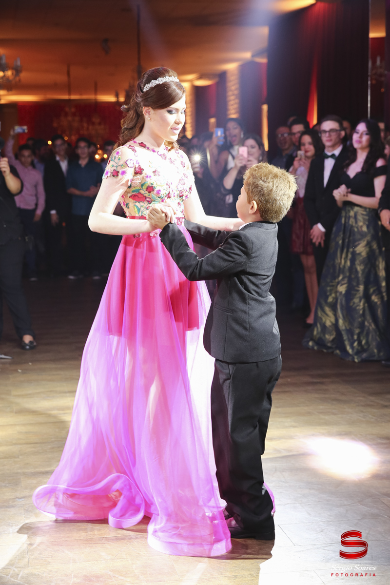 fotografia-fotografo-fotos-cuiaba-mt-mato-grosso-brasil-sergio-soares-aniversario-aniver-15-anos-debutante-suely-victoria