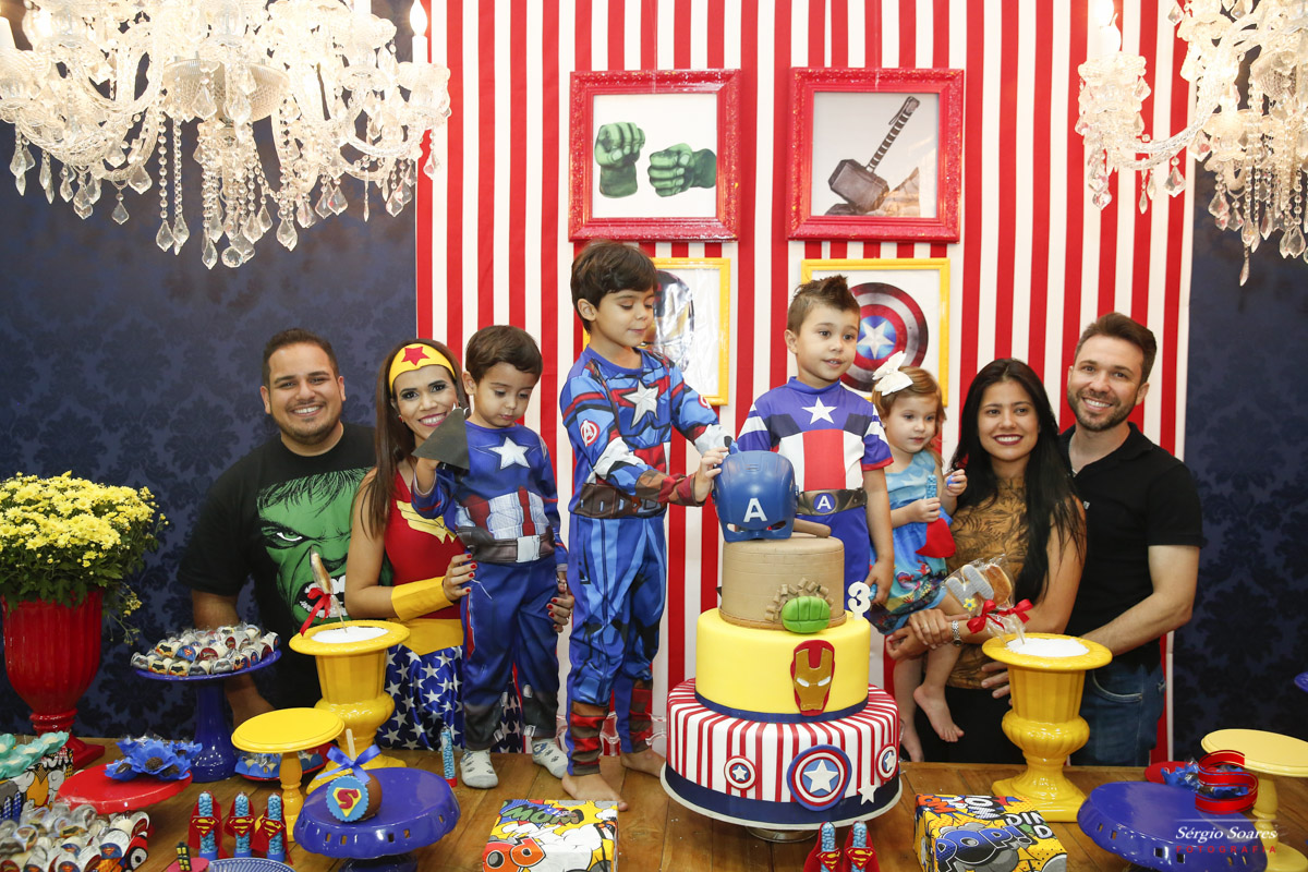 fotografia-fotografo-fotos-sergio-soares-cuiaba-mt-mato-grosso-aniversario-niver-vingadores-marvel-dc-liga-mulher-maravilha-3-anos-vitor-hugo
