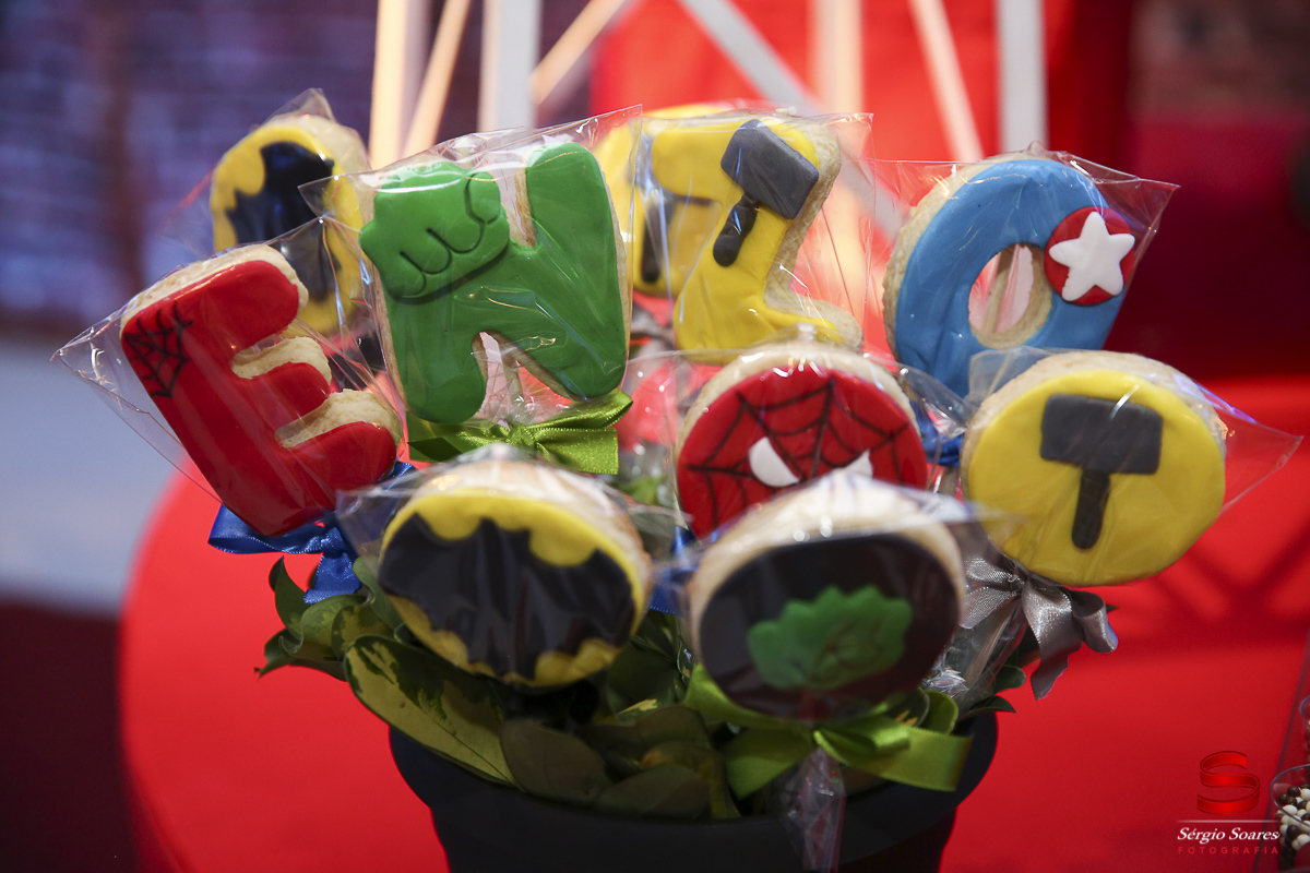 fotografia-fotografo-fotos-cuiaba-mt-sergio-soares-aniversario-marvel-dc-liga-da-justica-batman-homem-aranha-super-homem-flash-vingadores-aniversario-enzo-alpha-kids