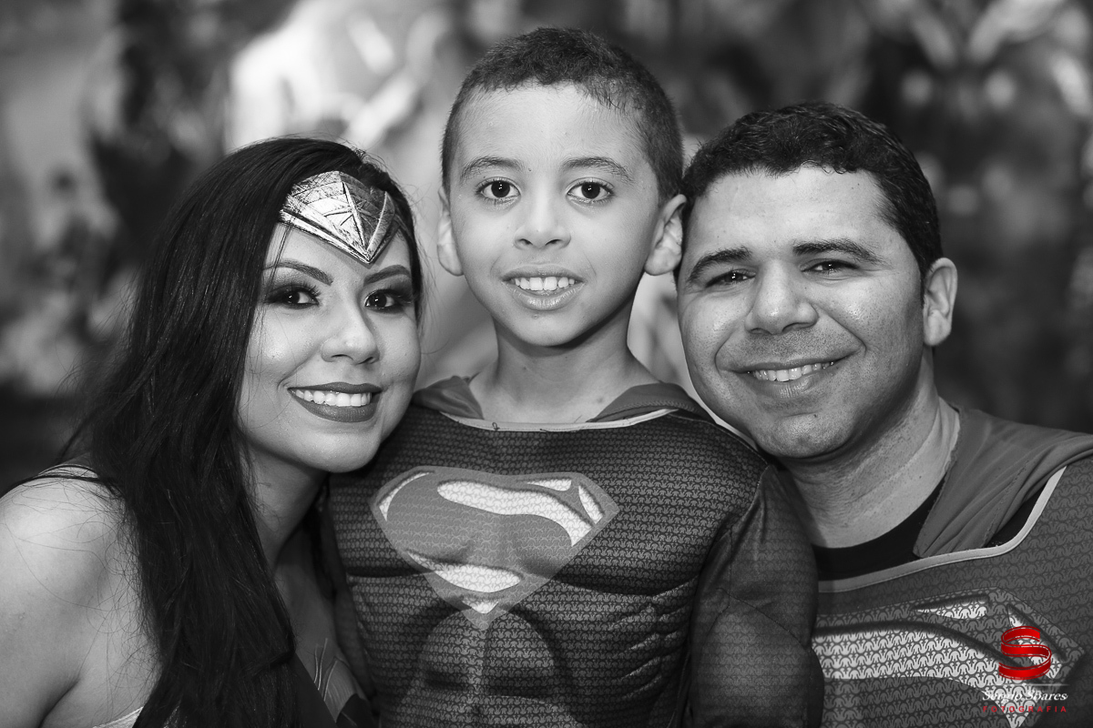 fotografia-fotografo-fotos-cuiaba-mt-sergio-soares-aniversario-marvel-dc-liga-da-justica-batman-homem-aranha-super-homem-flash-vingadores-aniversario-enzo-alpha-kids