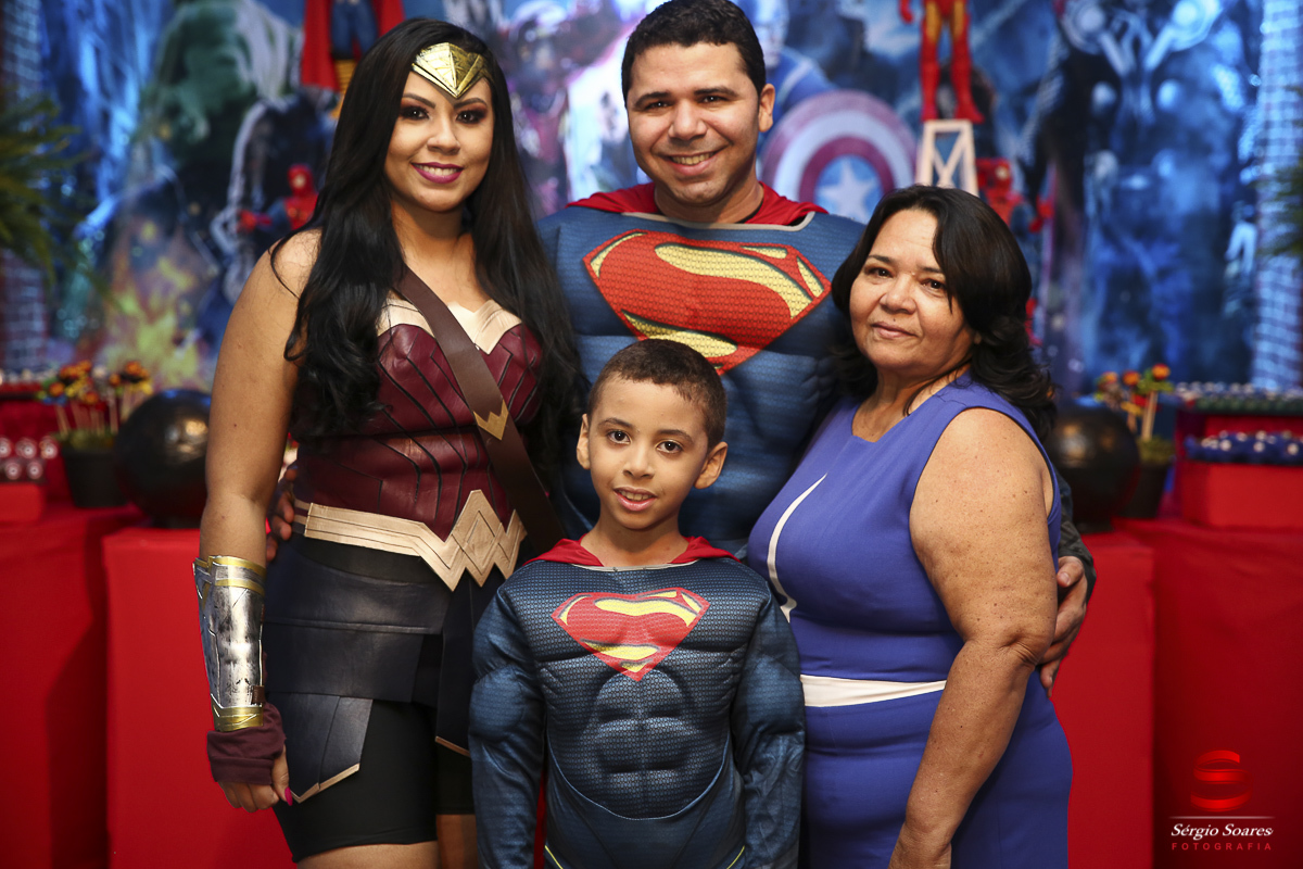 fotografia-fotografo-fotos-cuiaba-mt-sergio-soares-aniversario-marvel-dc-liga-da-justica-batman-homem-aranha-super-homem-flash-vingadores-aniversario-enzo-alpha-kids
