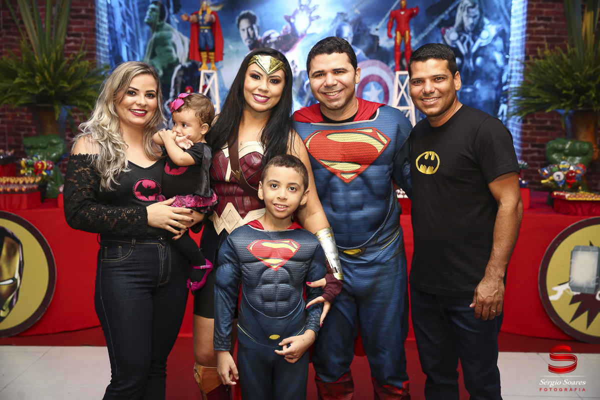 fotografia-fotografo-fotos-cuiaba-mt-sergio-soares-aniversario-marvel-dc-liga-da-justica-batman-homem-aranha-super-homem-flash-vingadores-aniversario-enzo-alpha-kids