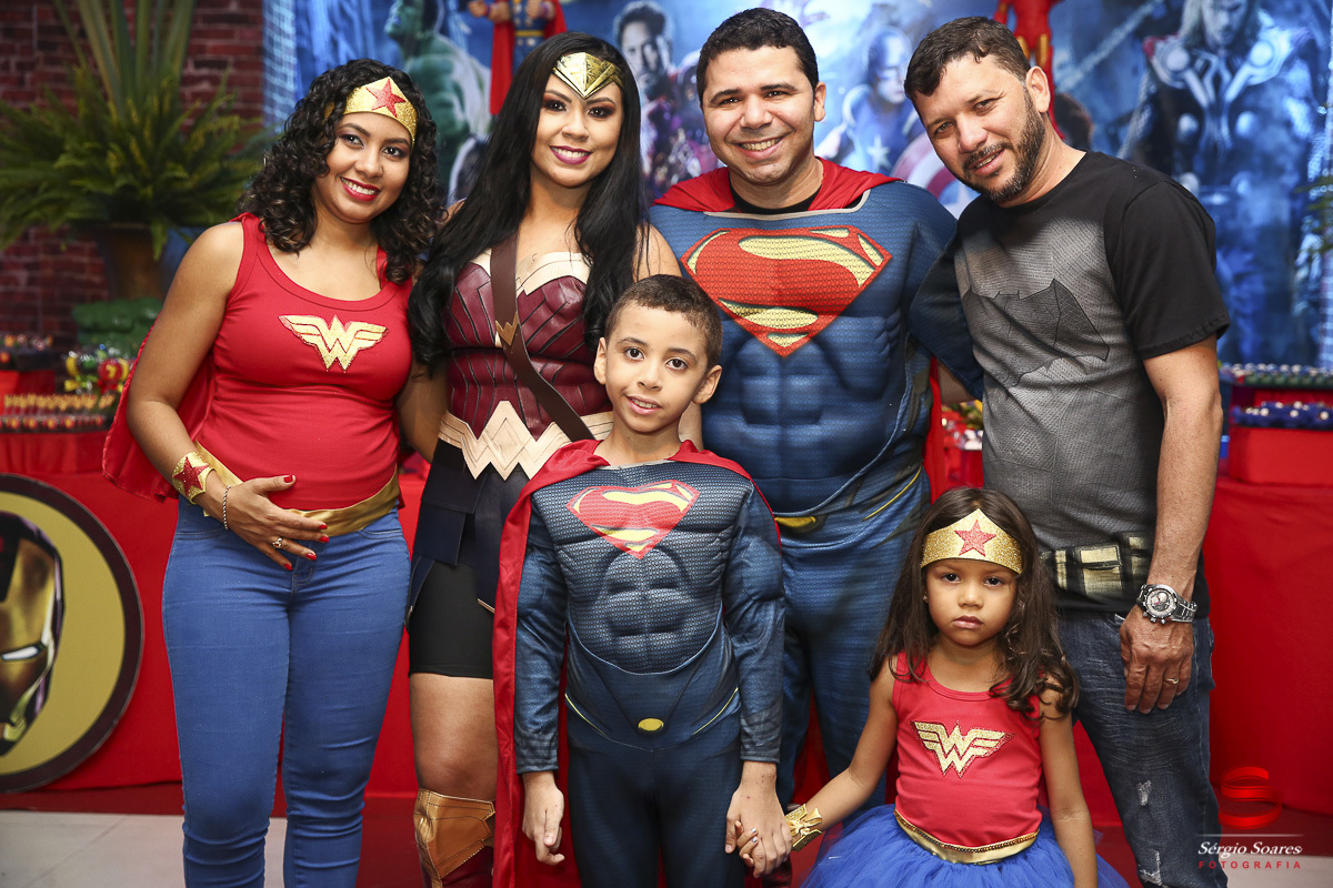 fotografia-fotografo-fotos-cuiaba-mt-sergio-soares-aniversario-marvel-dc-liga-da-justica-batman-homem-aranha-super-homem-flash-vingadores-aniversario-enzo-alpha-kids