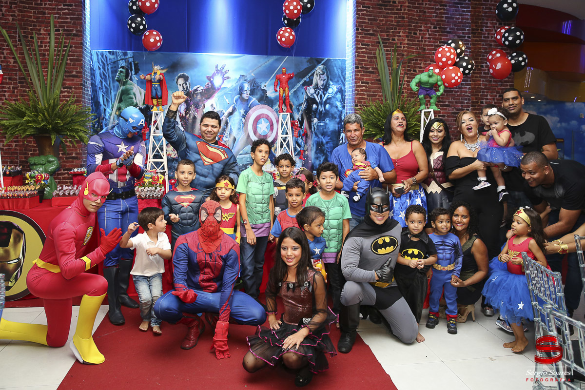 fotografia-fotografo-fotos-cuiaba-mt-sergio-soares-aniversario-marvel-dc-liga-da-justica-batman-homem-aranha-super-homem-flash-vingadores-aniversario-enzo-alpha-kids