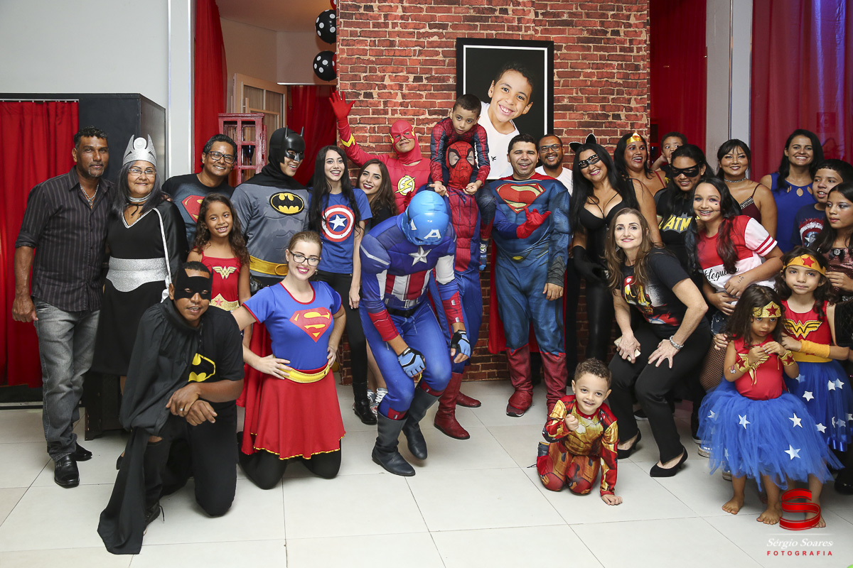 fotografia-fotografo-fotos-cuiaba-mt-sergio-soares-aniversario-marvel-dc-liga-da-justica-batman-homem-aranha-super-homem-flash-vingadores-aniversario-enzo-alpha-kids