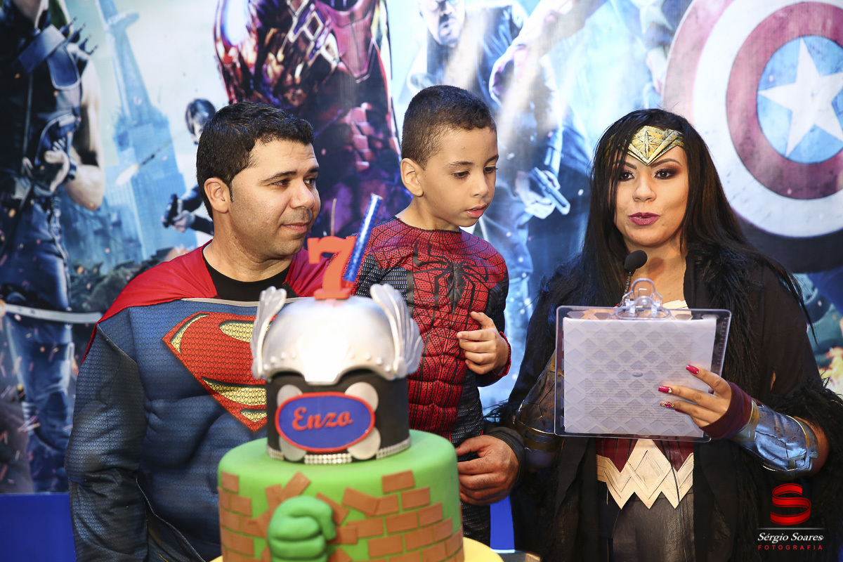 fotografia-fotografo-fotos-cuiaba-mt-sergio-soares-aniversario-marvel-dc-liga-da-justica-batman-homem-aranha-super-homem-flash-vingadores-aniversario-enzo-alpha-kids