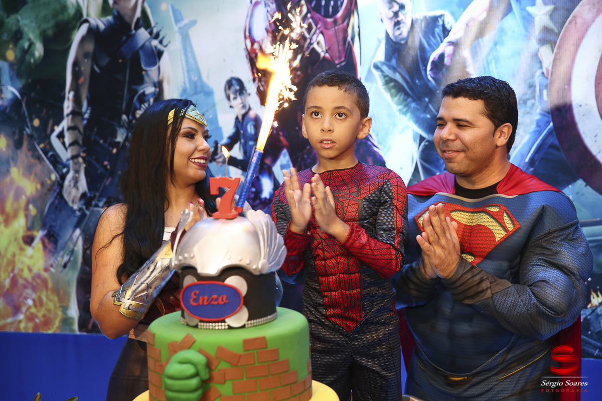 fotografia-fotografo-fotos-cuiaba-mt-sergio-soares-aniversario-marvel-dc-liga-da-justica-batman-homem-aranha-super-homem-flash-vingadores-aniversario-enzo-alpha-kids