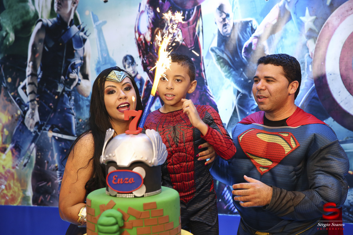 fotografia-fotografo-fotos-cuiaba-mt-sergio-soares-aniversario-marvel-dc-liga-da-justica-batman-homem-aranha-super-homem-flash-vingadores-aniversario-enzo-alpha-kids