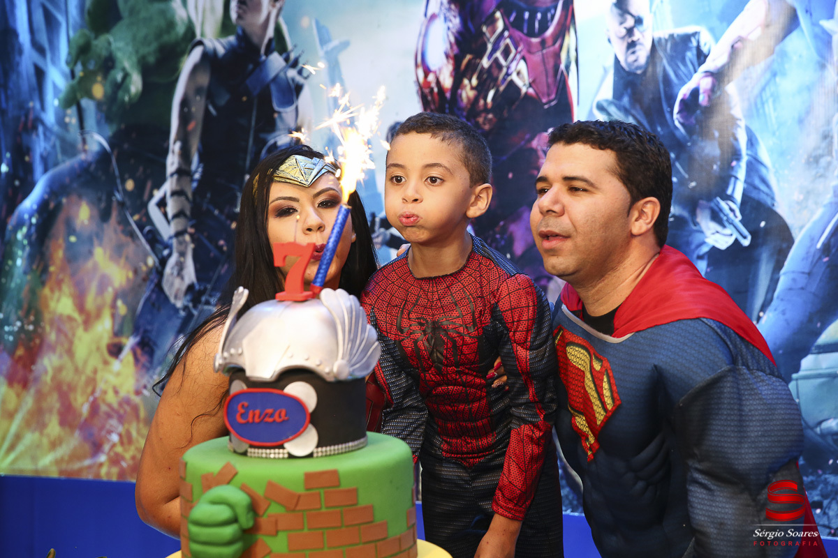 fotografia-fotografo-fotos-cuiaba-mt-sergio-soares-aniversario-marvel-dc-liga-da-justica-batman-homem-aranha-super-homem-flash-vingadores-aniversario-enzo-alpha-kids