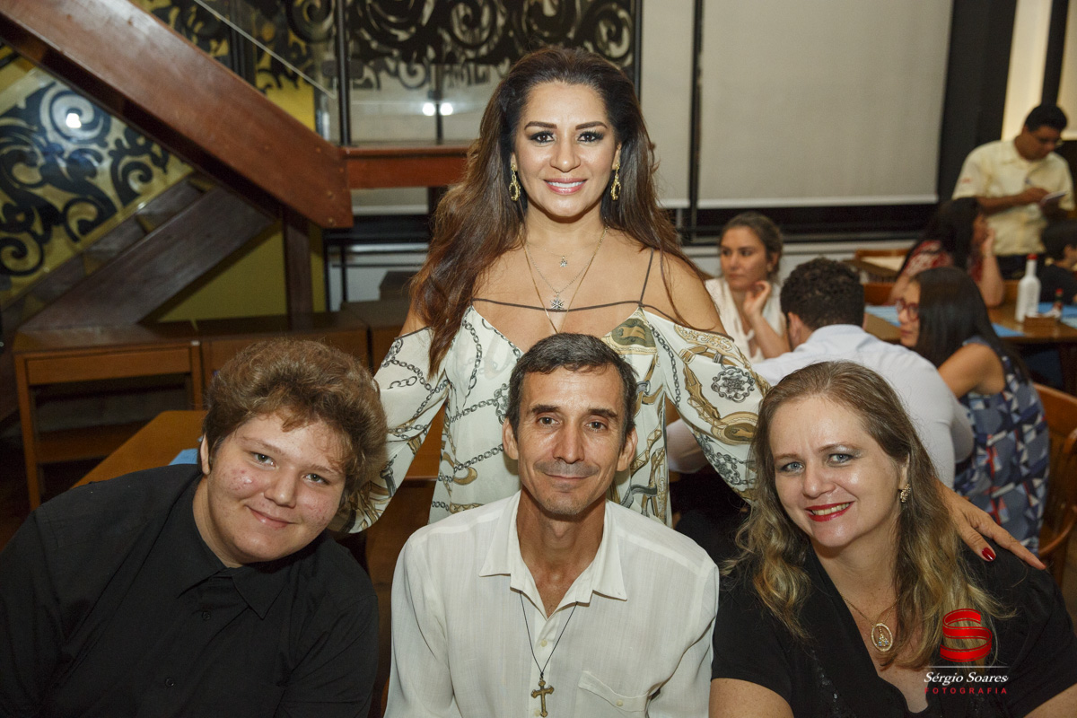 fotografo-fotografia-fotos-sergiosoares-cuiaba-mt-formatura-eliamara