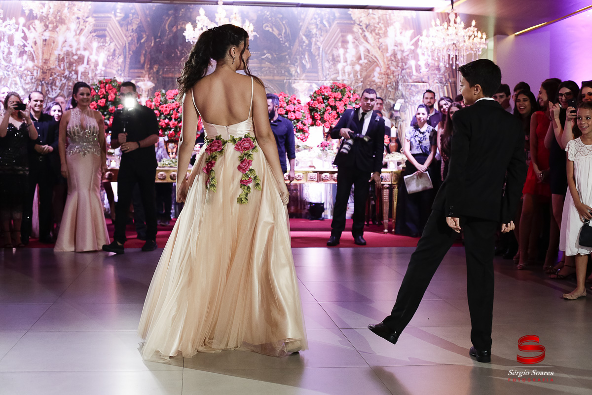 fotografo-fotografia-fotos-cuiaba-sergio-soares-mt-mato-grosso-brasil-15-anos-debutante-xv-mariana-bela=fera