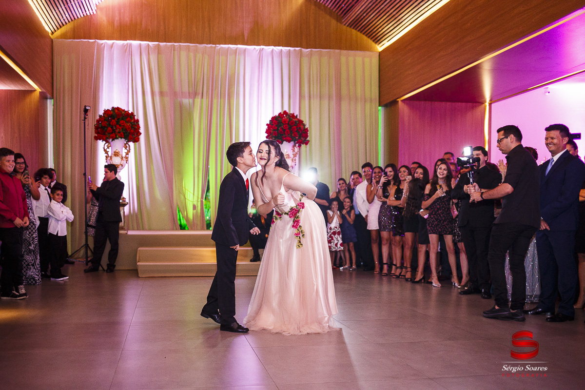 fotografo-fotografia-fotos-cuiaba-sergio-soares-mt-mato-grosso-brasil-15-anos-debutante-xv-mariana-bela=fera