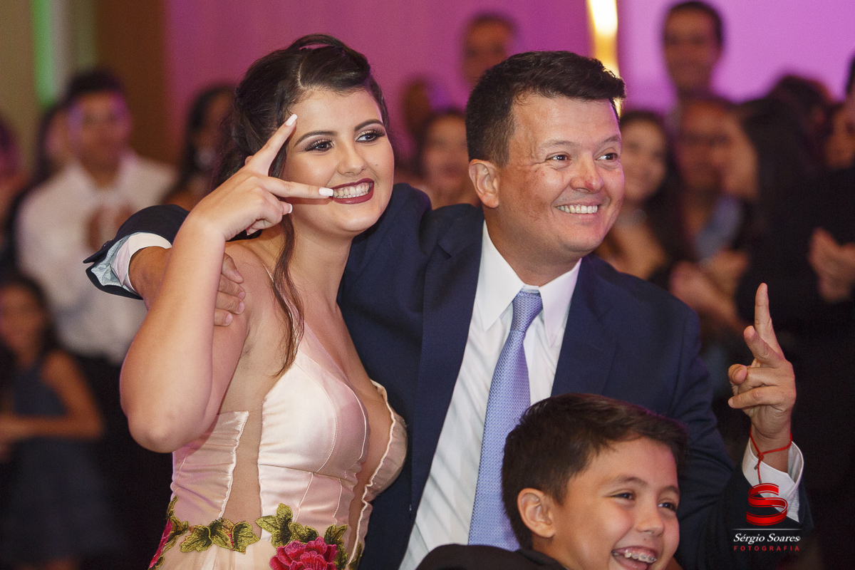 fotografo-fotografia-fotos-cuiaba-sergio-soares-mt-mato-grosso-brasil-15-anos-debutante-xv-mariana-bela=fera