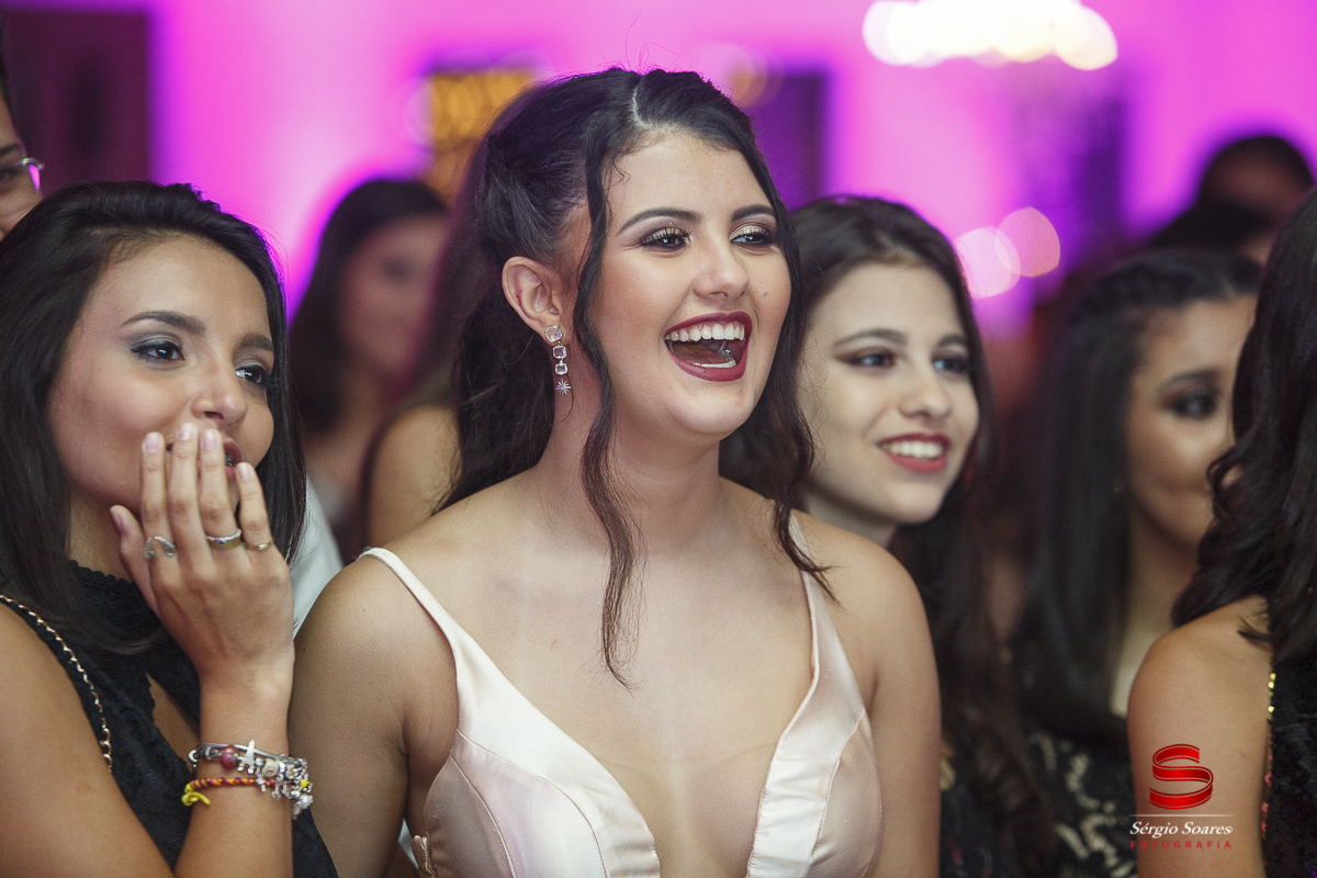 fotografo-fotografia-fotos-cuiaba-sergio-soares-mt-mato-grosso-brasil-15-anos-debutante-xv-mariana-bela=fera
