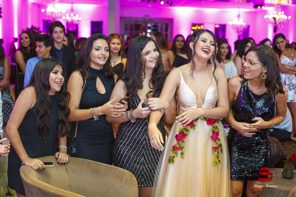 fotografo-fotografia-fotos-cuiaba-sergio-soares-mt-mato-grosso-brasil-15-anos-debutante-xv-mariana-bela=fera