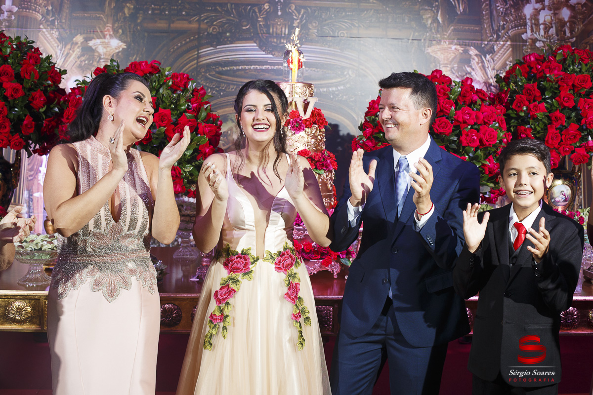 fotografo-fotografia-fotos-cuiaba-sergio-soares-mt-mato-grosso-brasil-15-anos-debutante-xv-mariana-bela=fera